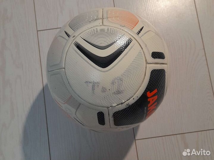 Футбольный мяч Jako