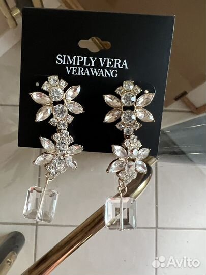 Серьги дизайнерские Vera Wang висячие с камнями