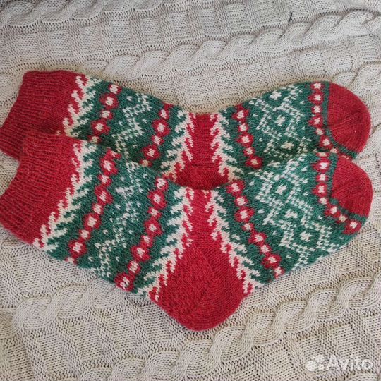 Вязаные носки женские