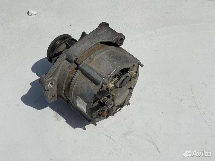 Генератор Audi 80 B3 RP 1.8 1988