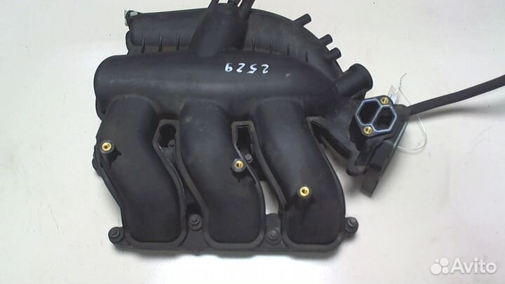 Коллектор впускной Ford Maverick, 2003