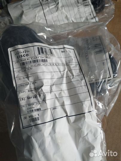 Кабель Cisco CAB-C19-CBN новый оригинал