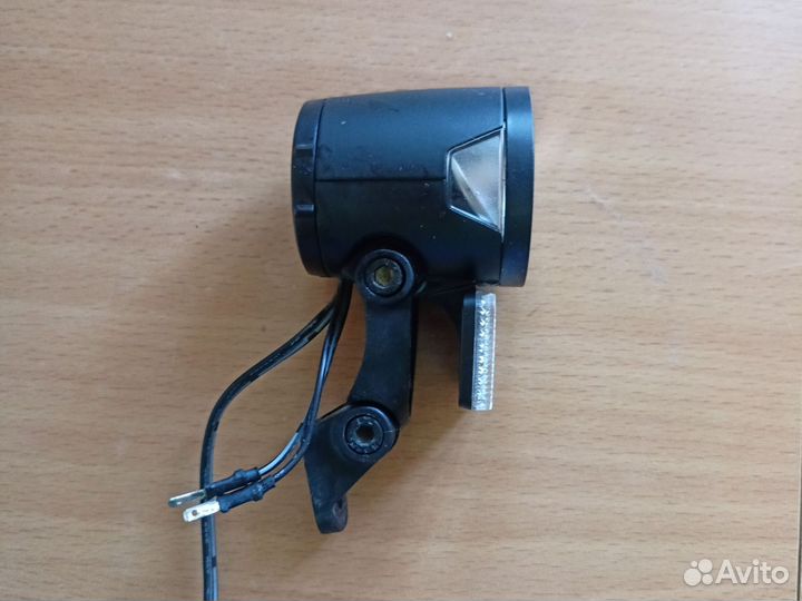 Herrmans H-Black MR8 Front Light Динамо фонарь