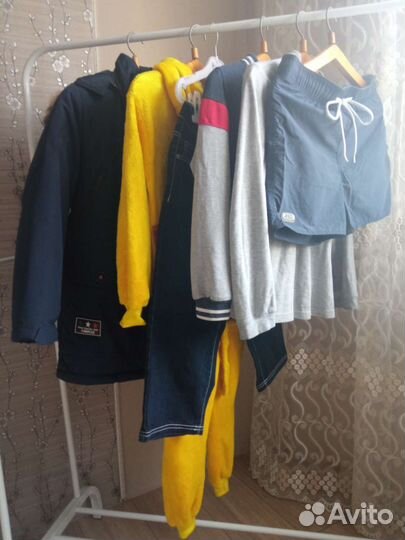 Пакет одежды на мальчика 9-10 лет