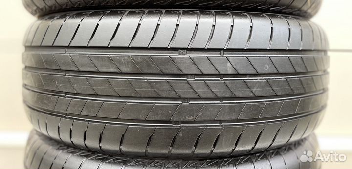Bridgestone Turanza T005 235/55 R18