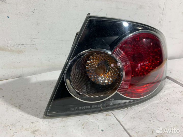 Фонарь задний правый Mazda 6 1 22061971