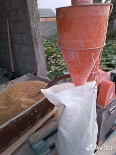 Зернодробилка