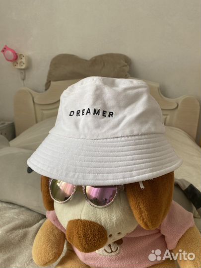 Головные уборы женские