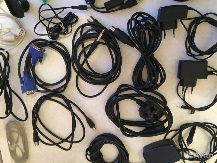Шнуры, кабели, переходники и адаптеры