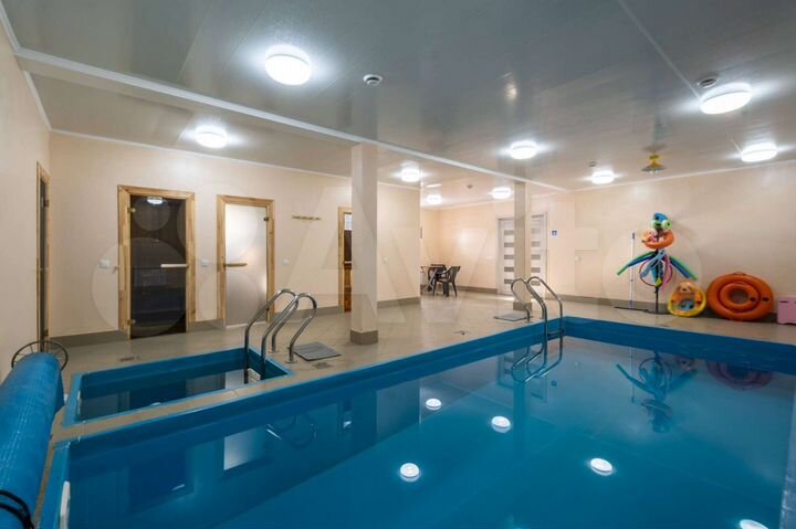 Коттедж 200 м² на участке 5 сот.