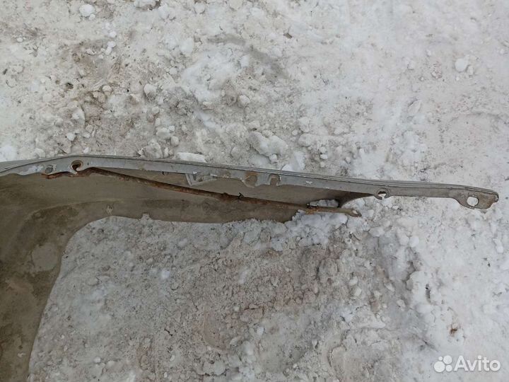 Бампер задний Nissan Maxima A33