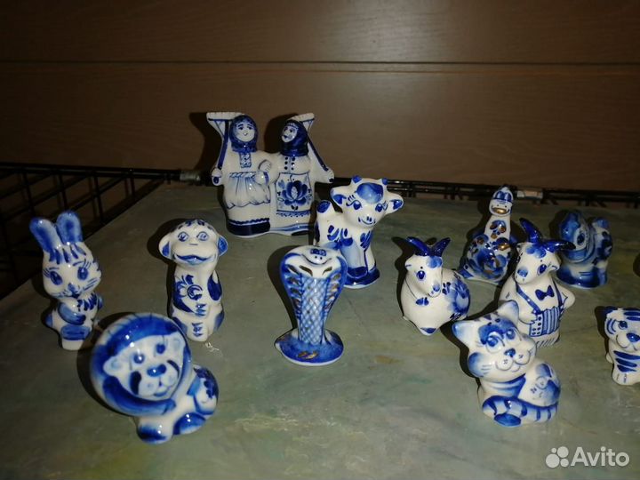 Фигурки Гжель