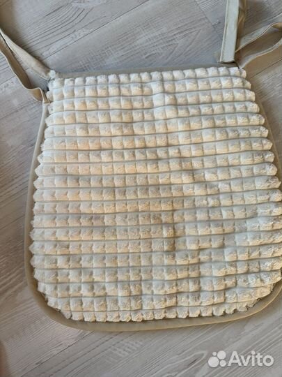 Двусторонние подушки на стул