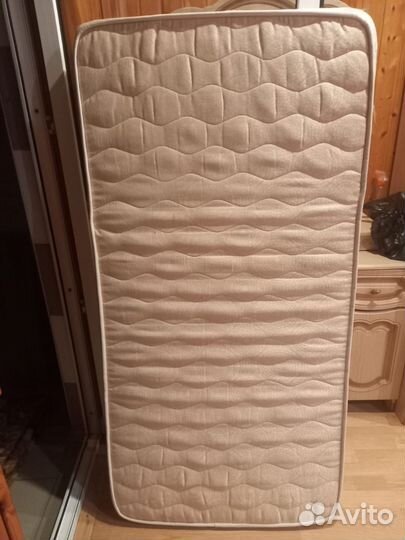 Матрас в детскую кроватку бу