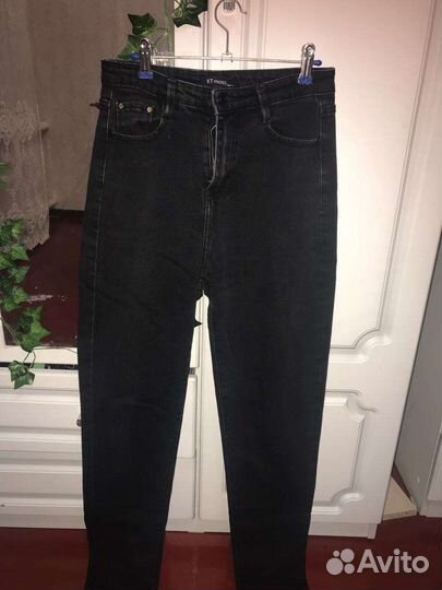 Джинсы
