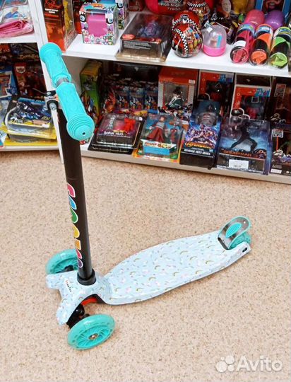 Самокат детский трехколесный