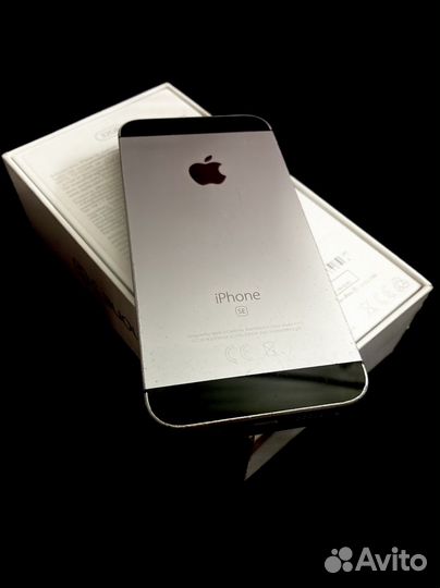iPhone SE 32GB Без Камер