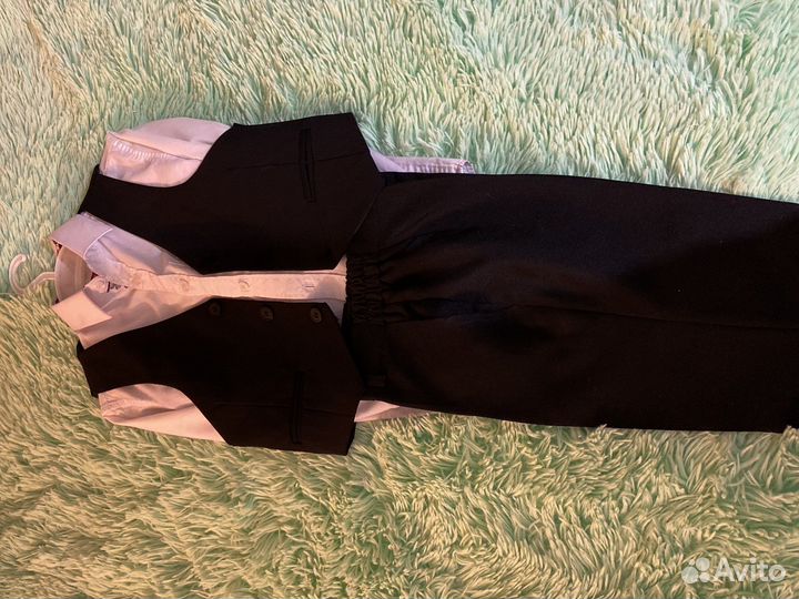 Школьный костюм