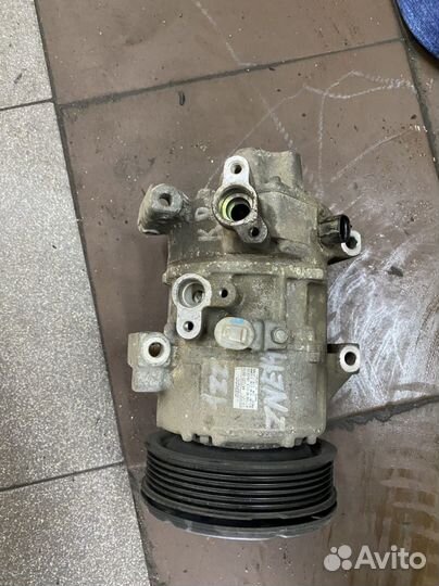 Компрессор кондиционера Toyota Avensis