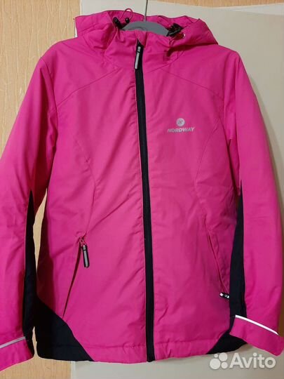 Куртка для девочки 140 (для занятия спортом)