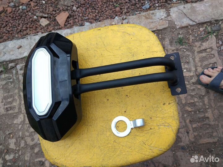 Крючек на руль