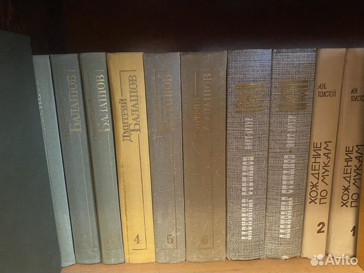 Продам книги