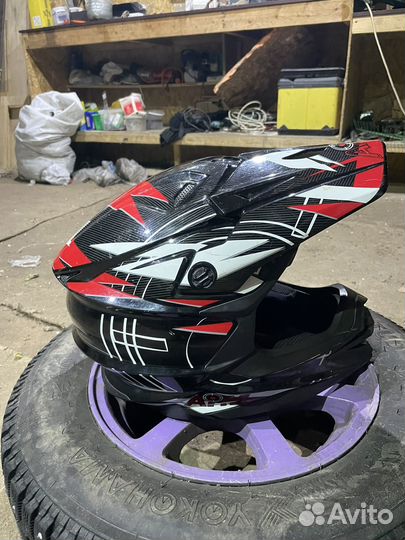 Мотошлем кроссовый