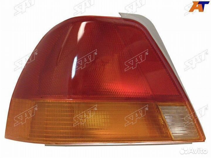 Фонарь задний toyota sprinter 95-97 LH
