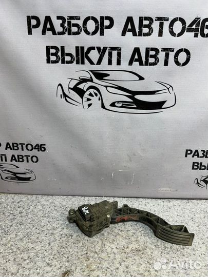 Педаль газа Ford Focus 2