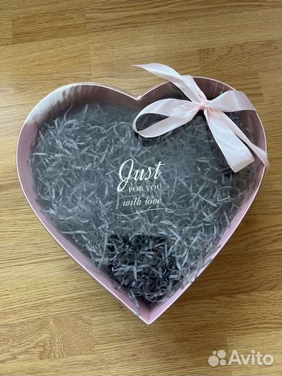 Коробка подарочная