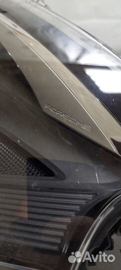 Фара передняя правая Porsche Macan 95B941040F