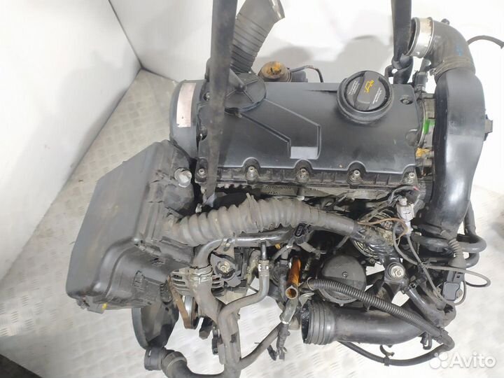 Двигатель AVF532182 Volkswagen Passat 5/B5+ (1996