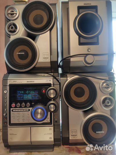 Музыкальный центр samsung с караоке мах-ZS940
