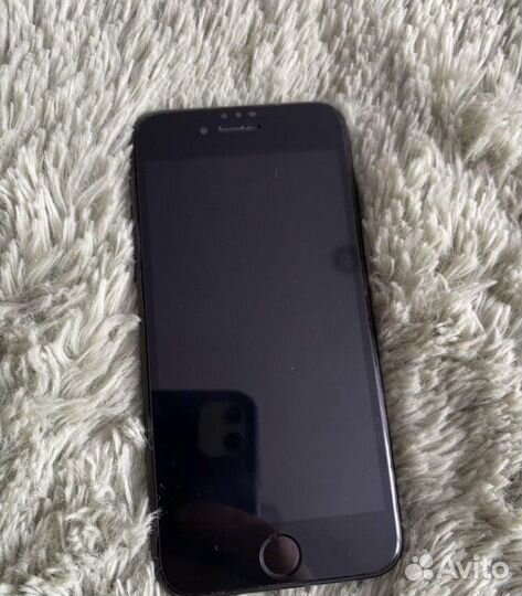 Телефон iPhone