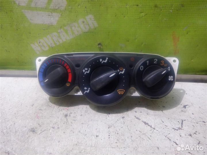 Блок управления печкой Форд Фокус 1