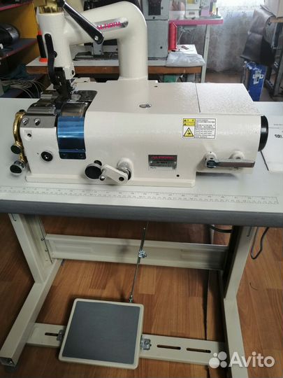 Машинка для спуска края кожи