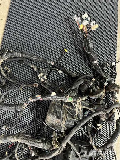 Проводка под капот Toyota Tundra, Sequoia