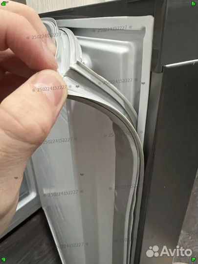Уплотнительная резинка дверцы холодильного стола