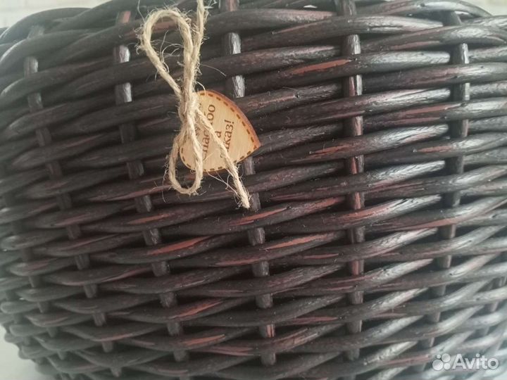 Кашпо для цветов из искусственного ротанга