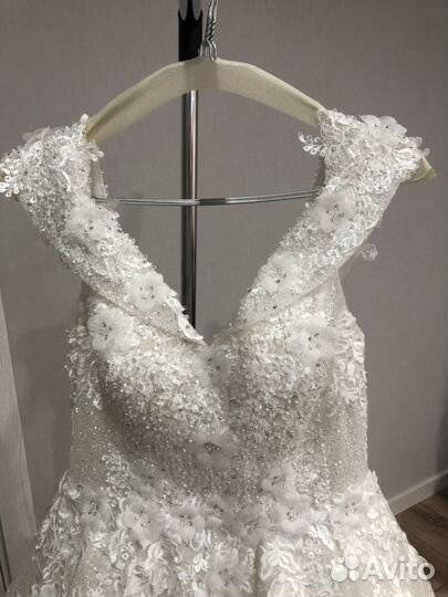 Платье свадебное