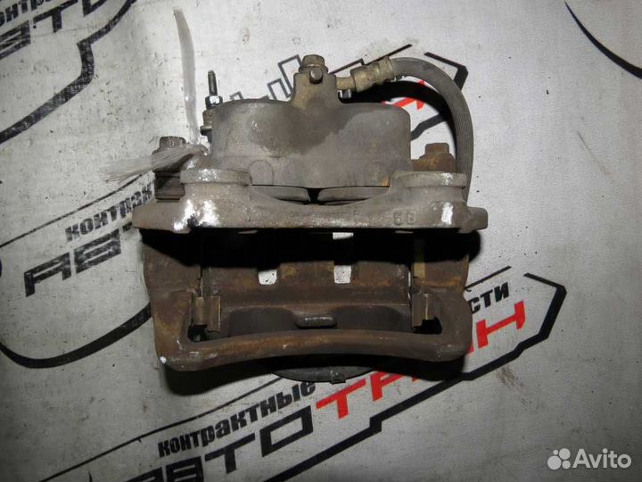 Суппорт В сборе nissan avenir liberty maxima A33 P