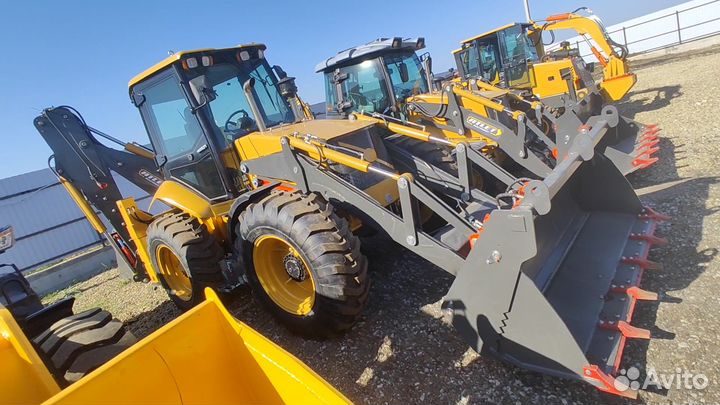 Экскаватор-погрузчик CASE 695SM, 2023