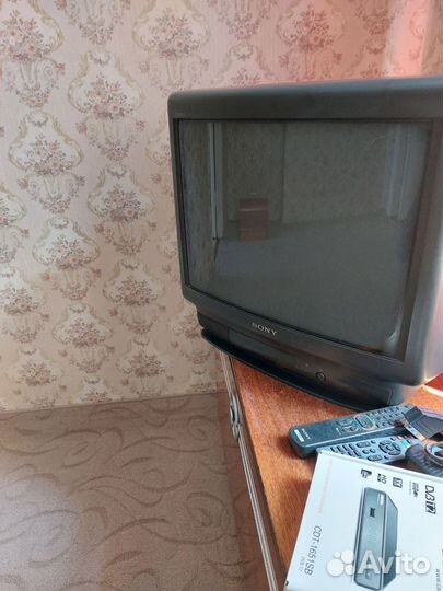 Телевизор б/у Sony Trinitron