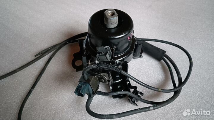 Подушка двигателя передняя Лексус RX300