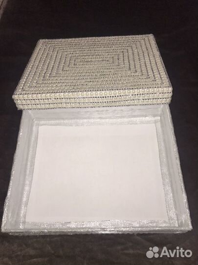 Коробка подарочная