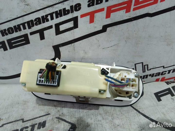 Блок климат-контроля mazda MPV LW3W LW5W lwew lwfw