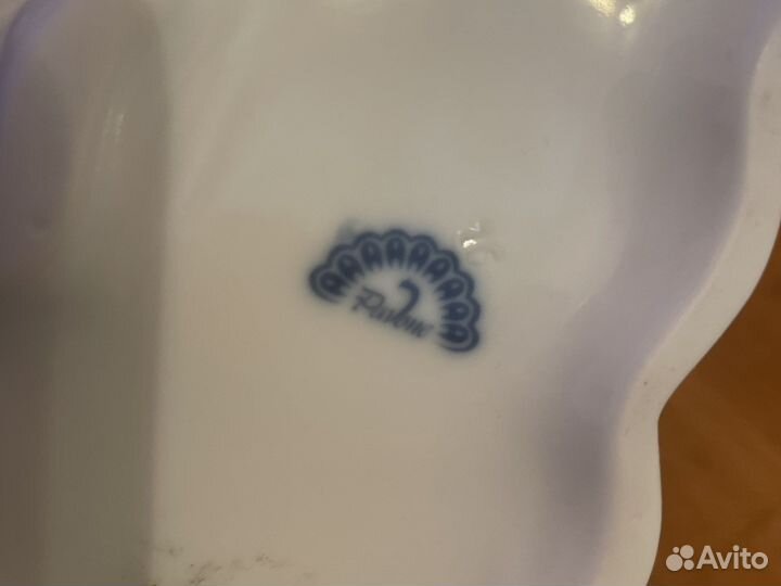 Фарфоровые статуэтки