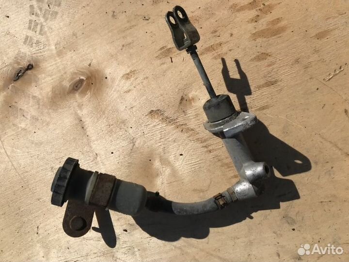 Главный цилиндр сцепления Daewoo Nexia