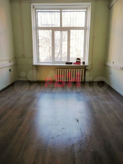 Офисный этаж 11 кабинетов 387 кв.м
