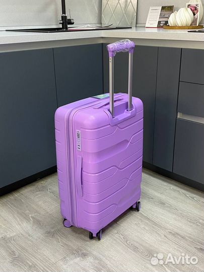 Чемодан неубиваемый Lоngstаr на двойных колесах